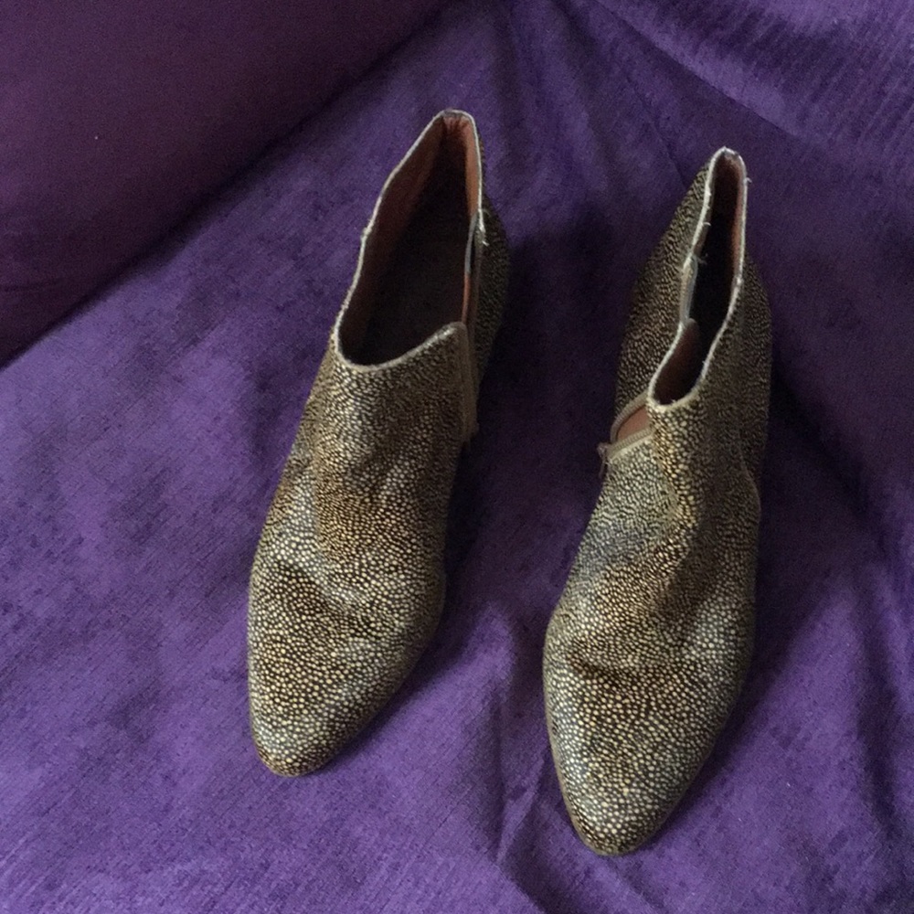 Lucky Brand painted cow hair boots